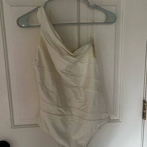 Elegant Cream One-Shoulder Swimsuit